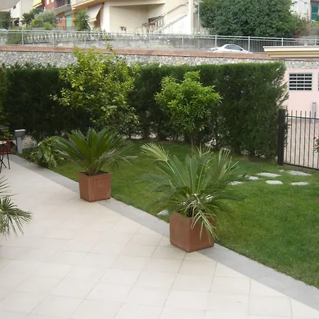 Giardino Zen Loano Lejlighed Borghetto Santo Spirito
